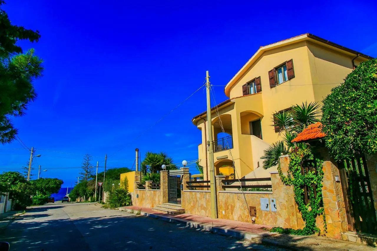 Casa Vacanze L'Orizzonte Aparthotel Valderice 0*,