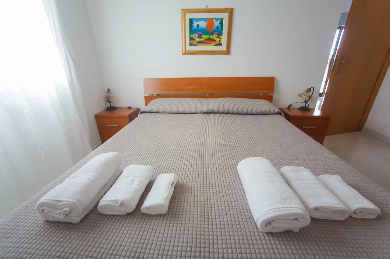 Casa Vacanze L'Orizzonte Aparthotel Valderice Italy